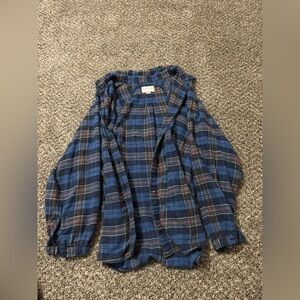 American Eagle Woman’s Button-Up Shirt Blue Plaid Large Long Sleeve Raglan